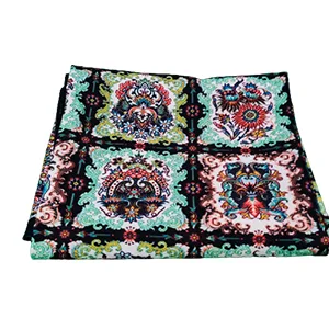 خرید رومیزی طرح چهارخونه سه متری از دوتادی رومیزی طرح چهارخونه سه متری